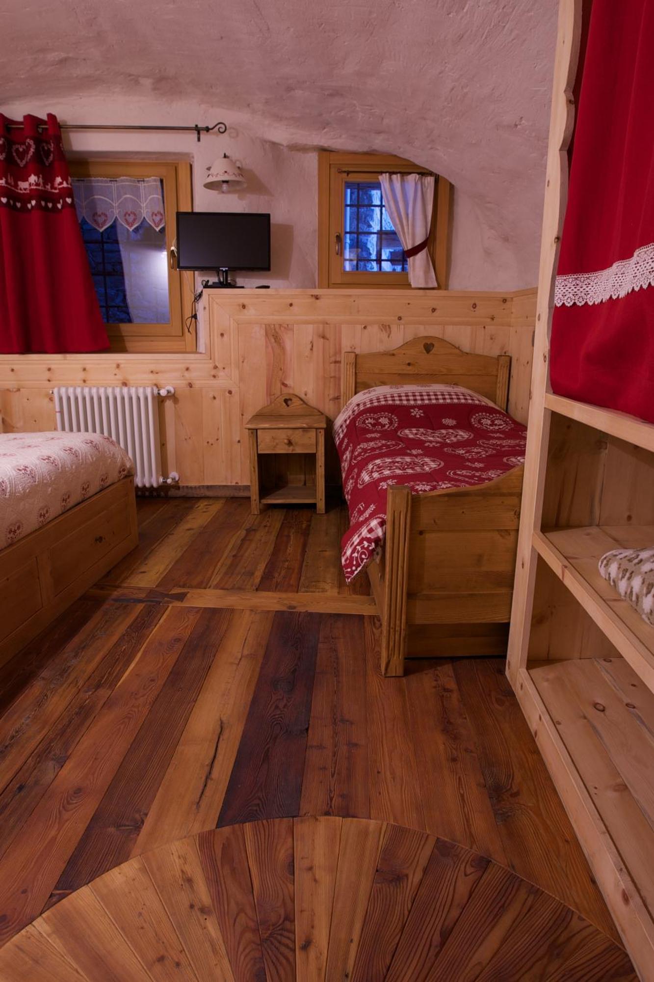 Maison Peroulaz Charvensod Bilik gambar