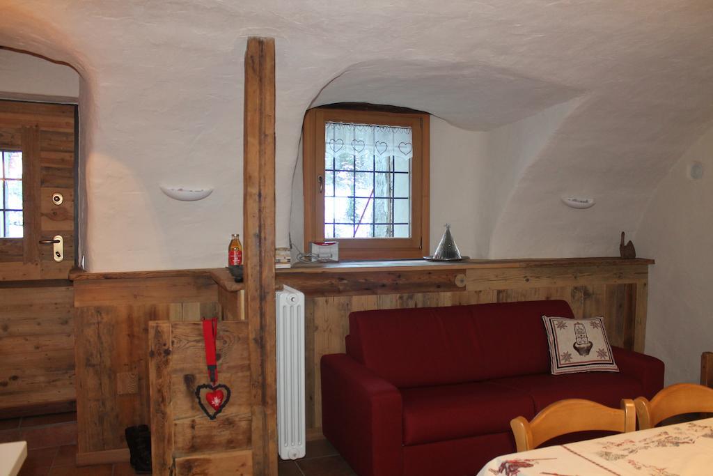 Maison Peroulaz Charvensod Bilik gambar